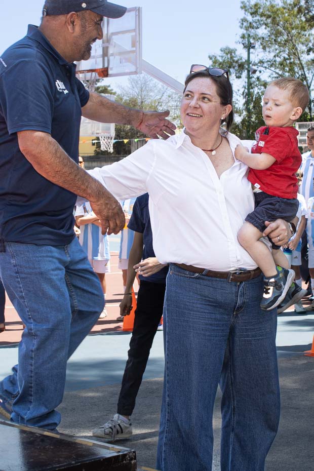 Ir a la Siguiente Foto