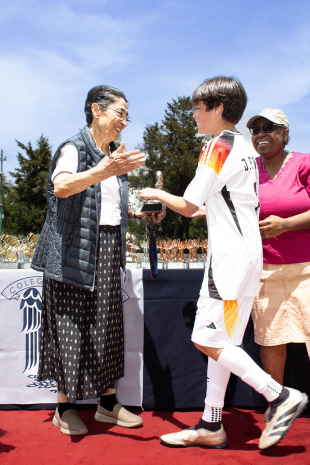 Ir a la Siguiente Foto