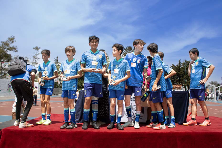 Ir a la Siguiente Foto