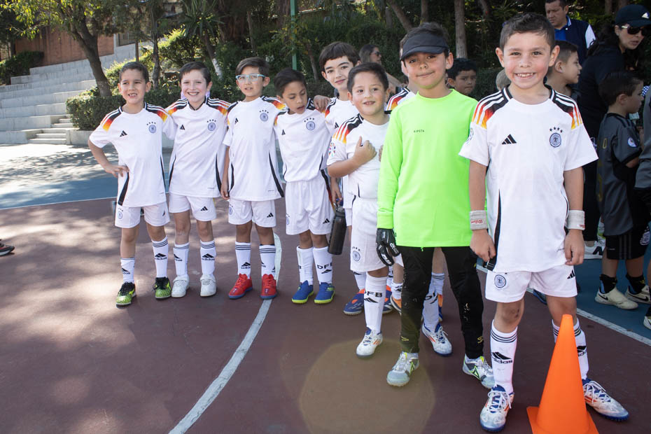 Ir a la Siguiente Foto