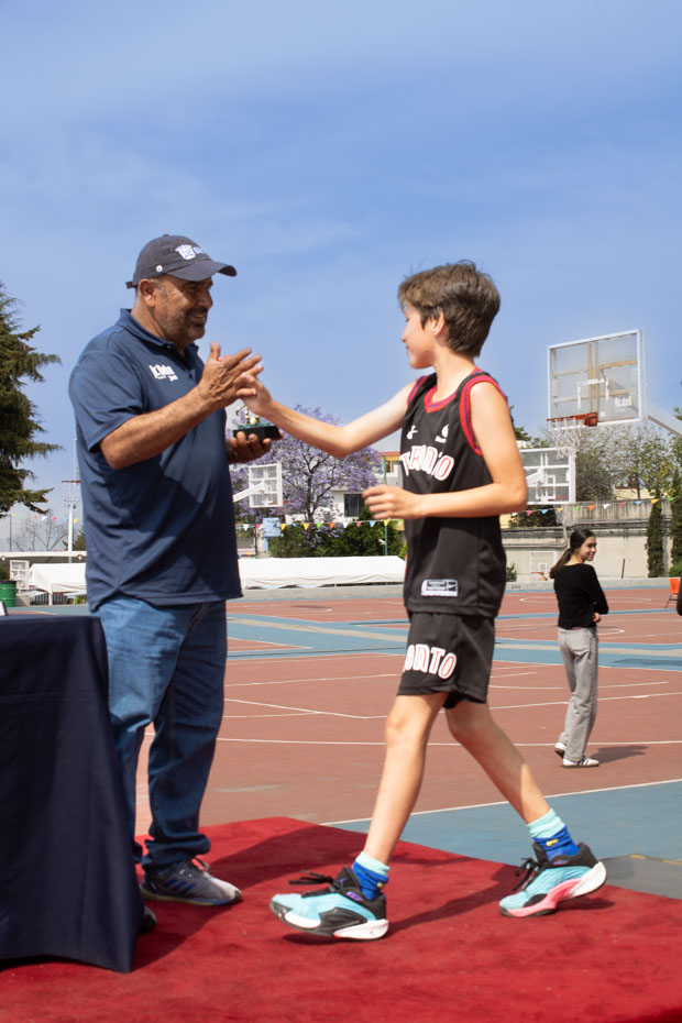 Ir a la Siguiente Foto