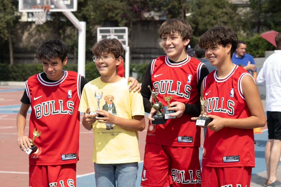 Ir a la Siguiente Foto