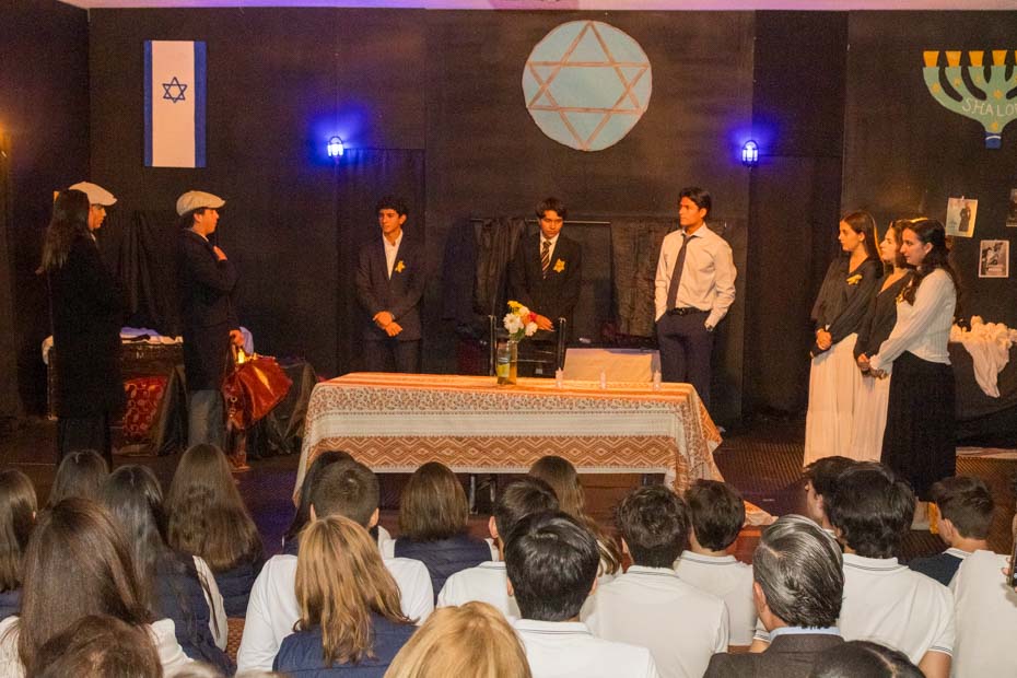 Ir a la Siguiente Foto