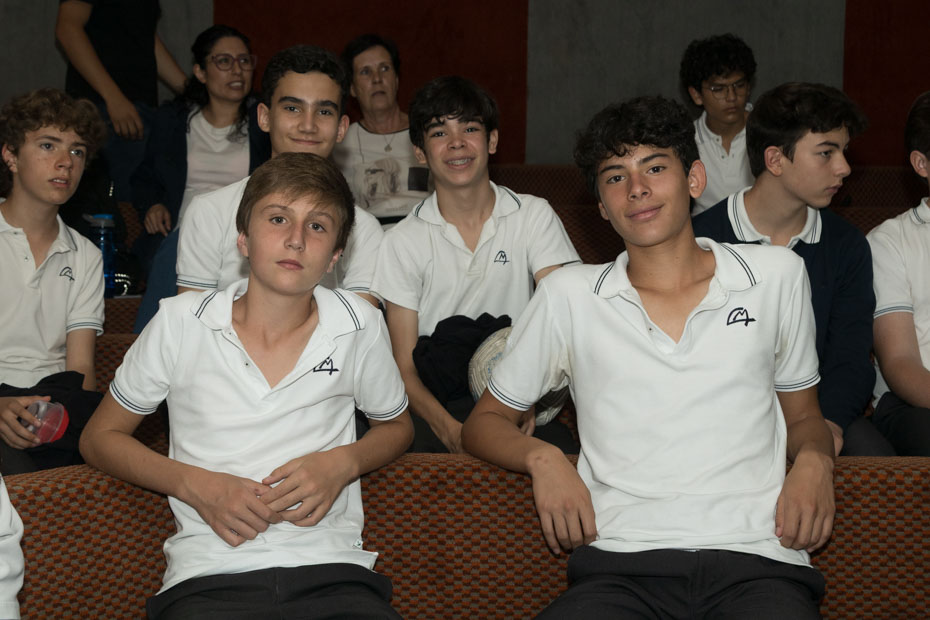 Ir a la Siguiente Foto