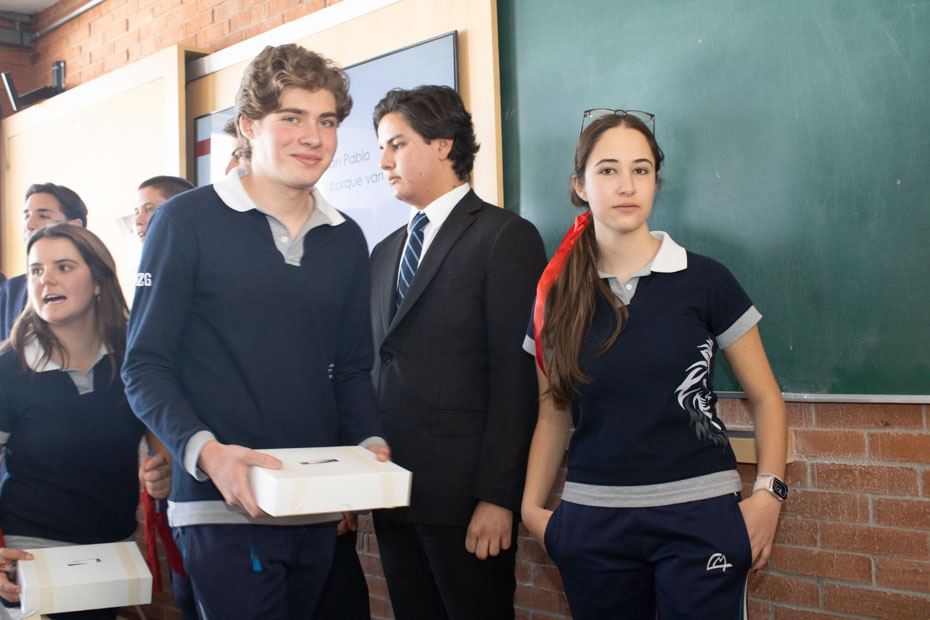 Ir a la Siguiente Foto