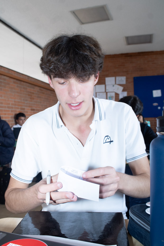 Ir a la Siguiente Foto
