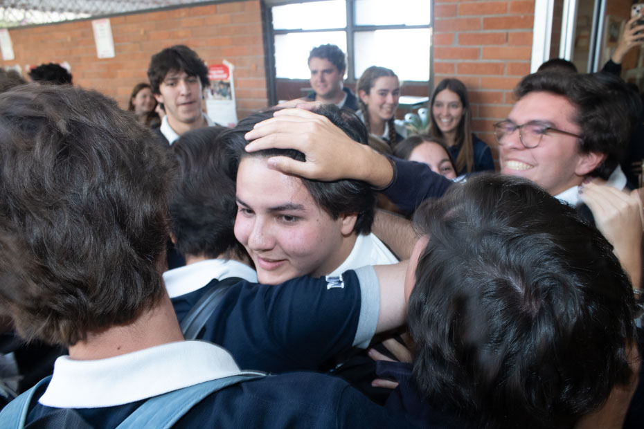 Ir a la Siguiente Foto