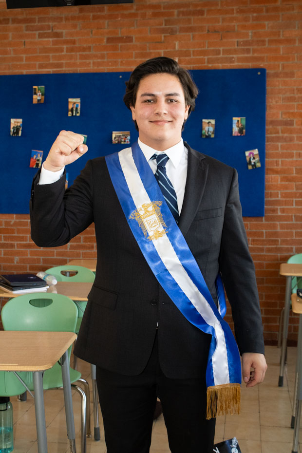 Ir a la Siguiente Foto