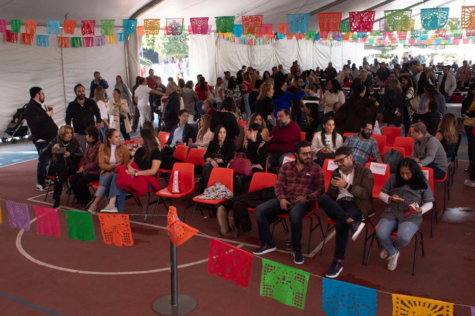 Ir a la Siguiente Foto