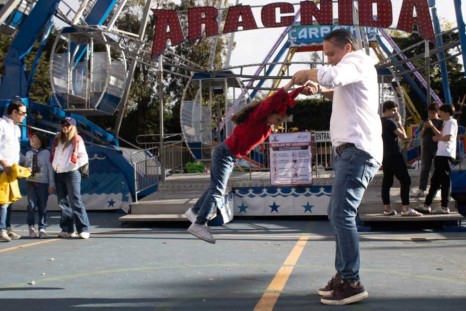 Ir a la Siguiente Foto