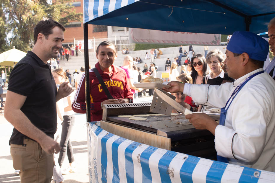 Ir a la Siguiente Foto