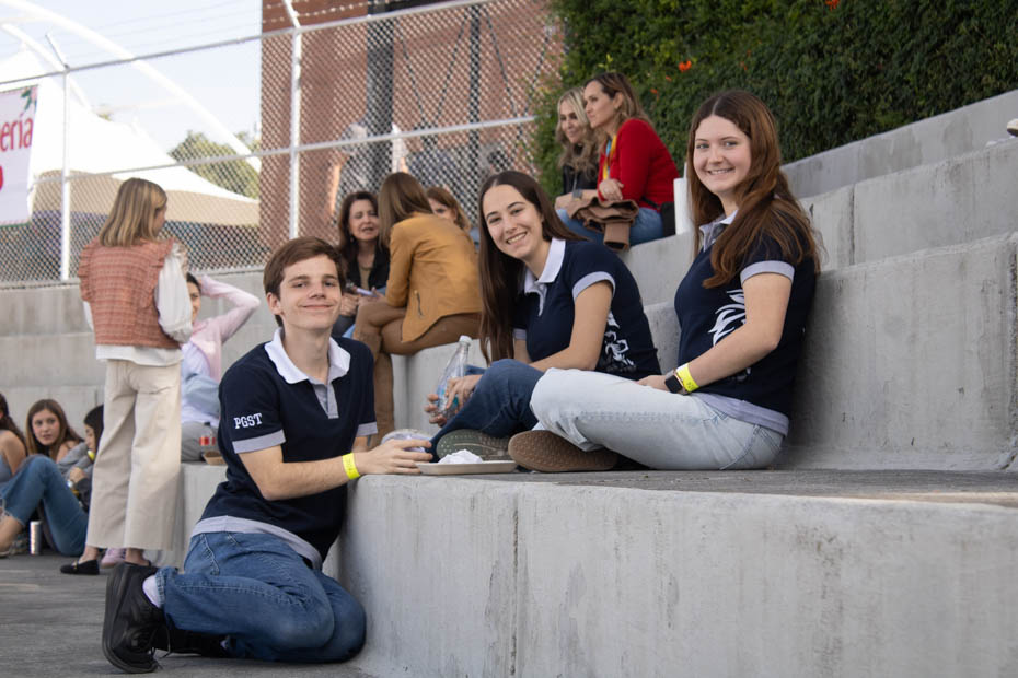 Ir a la Siguiente Foto