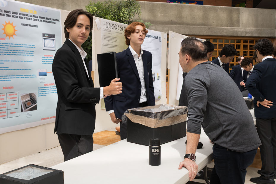 Ir a la Siguiente Foto