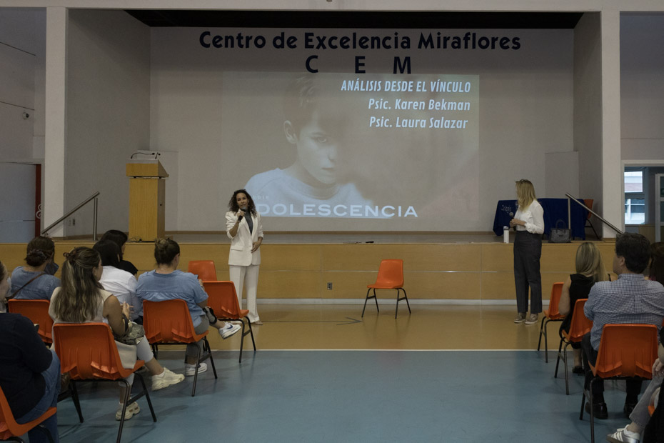 Ir a la Siguiente Foto