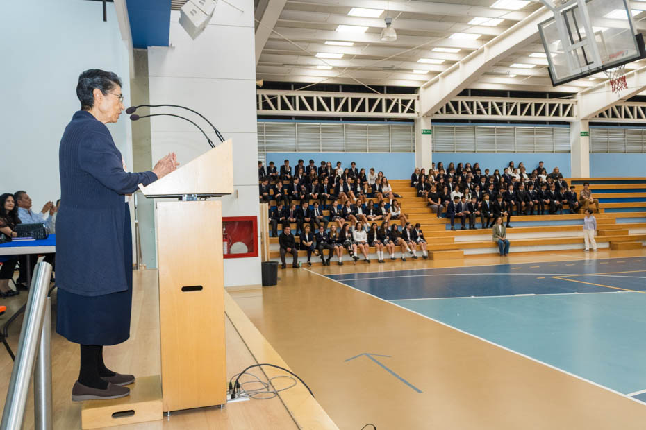 Ir a la Siguiente Foto