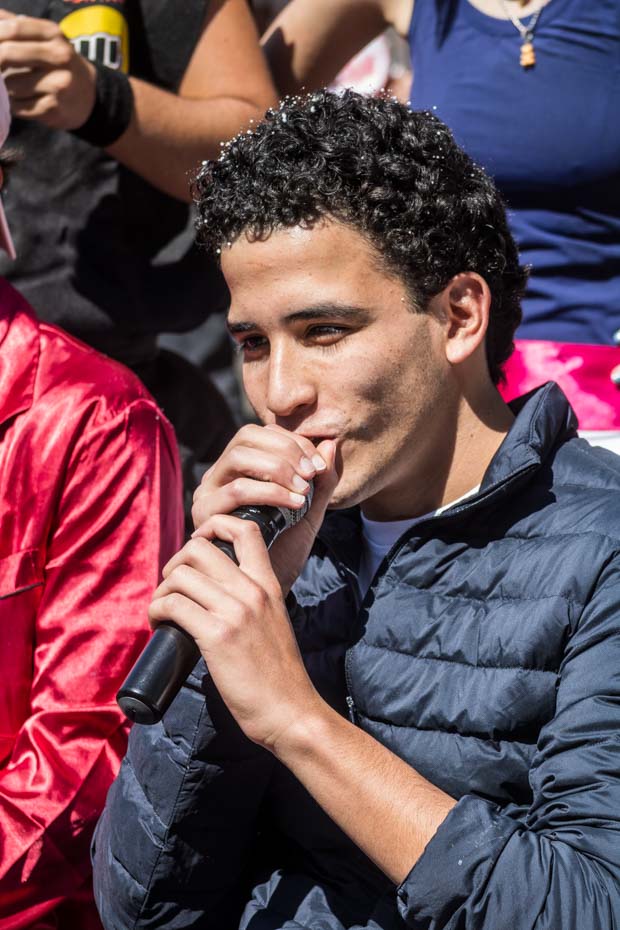 Ir a la Siguiente Foto