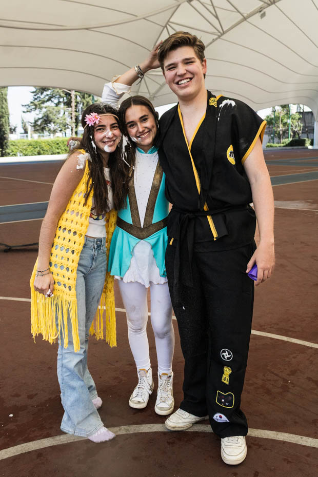 Ir a la Siguiente Foto