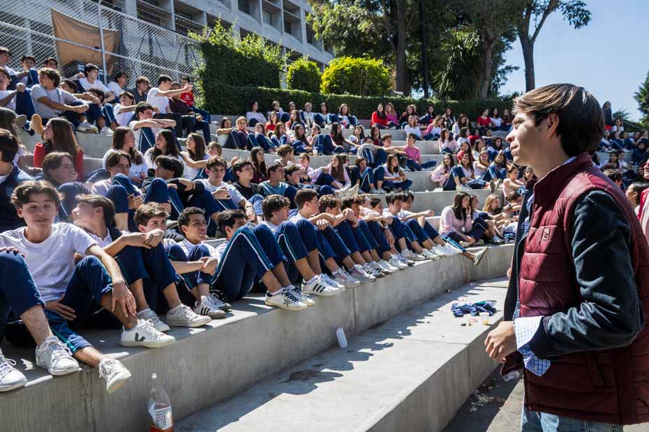 Ir a la Siguiente Foto