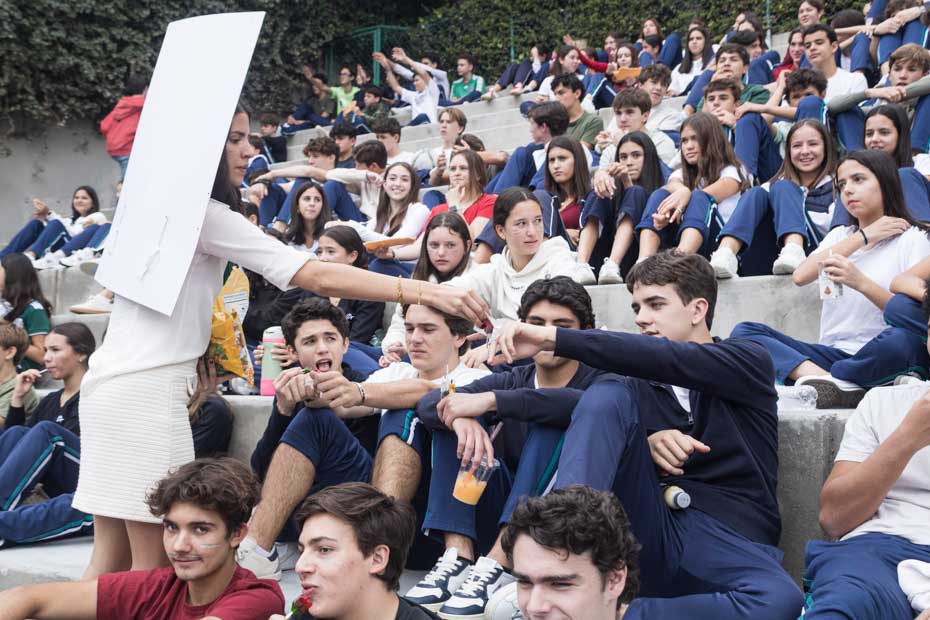 Ir a la Siguiente Foto