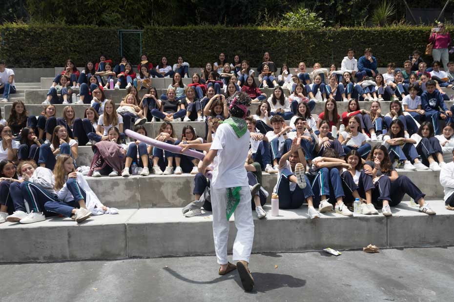 Ir a la Siguiente Foto