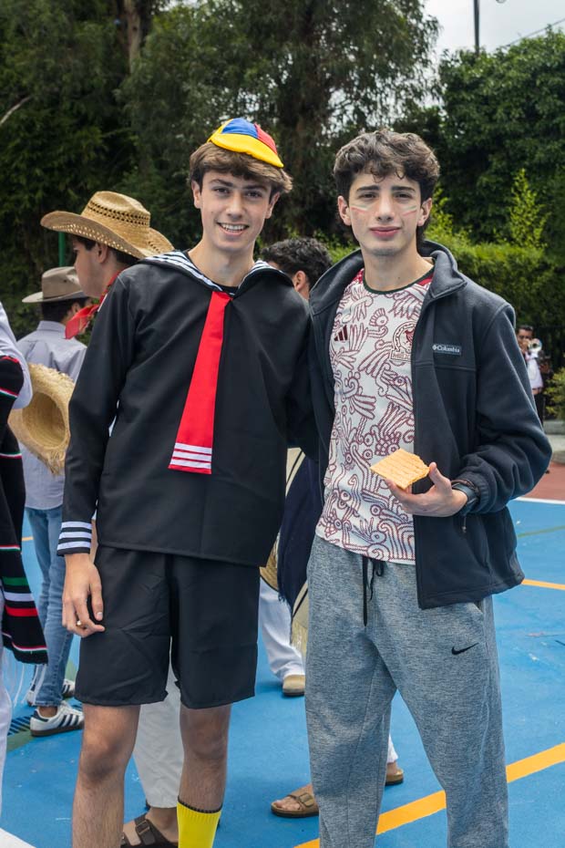 Ir a la Siguiente Foto