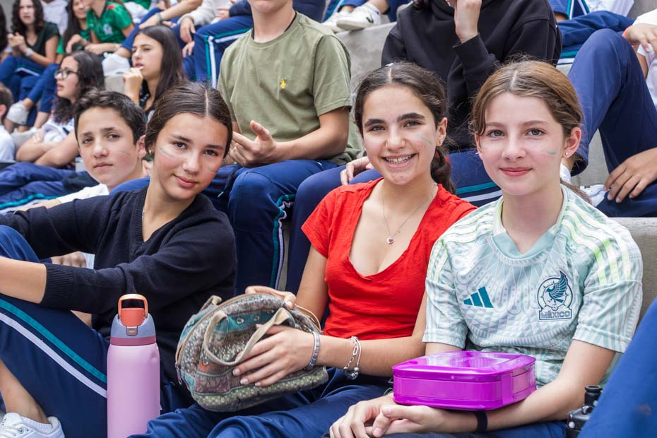 Ir a la Siguiente Foto