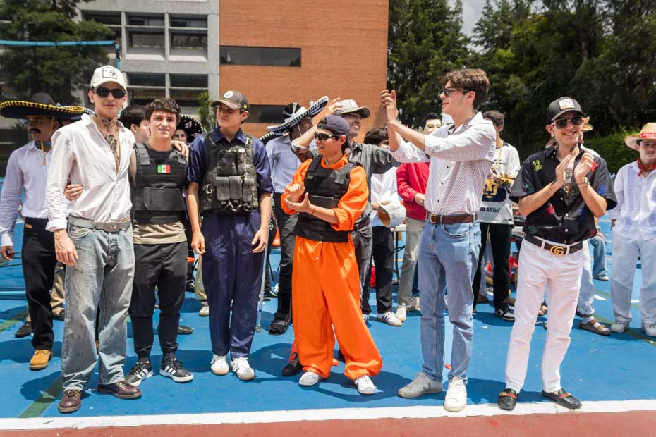 Ir a la Siguiente Foto