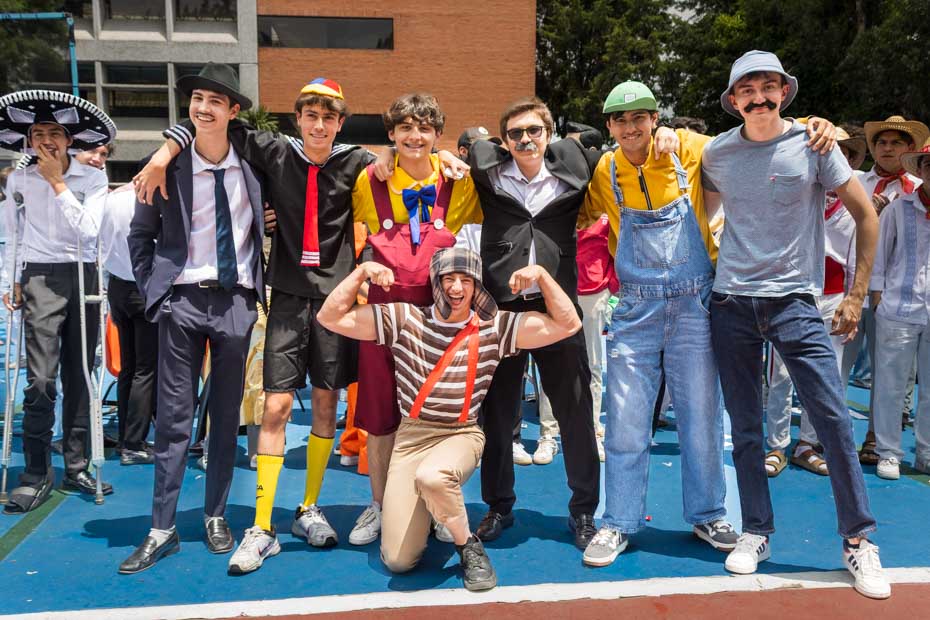 Ir a la Siguiente Foto