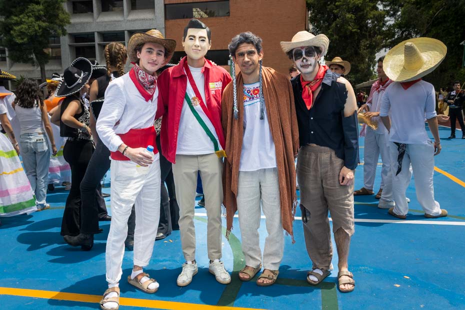 Ir a la Siguiente Foto