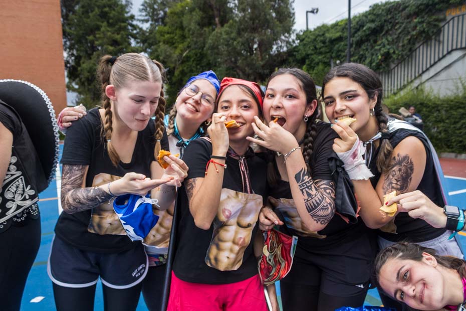 Ir a la Siguiente Foto