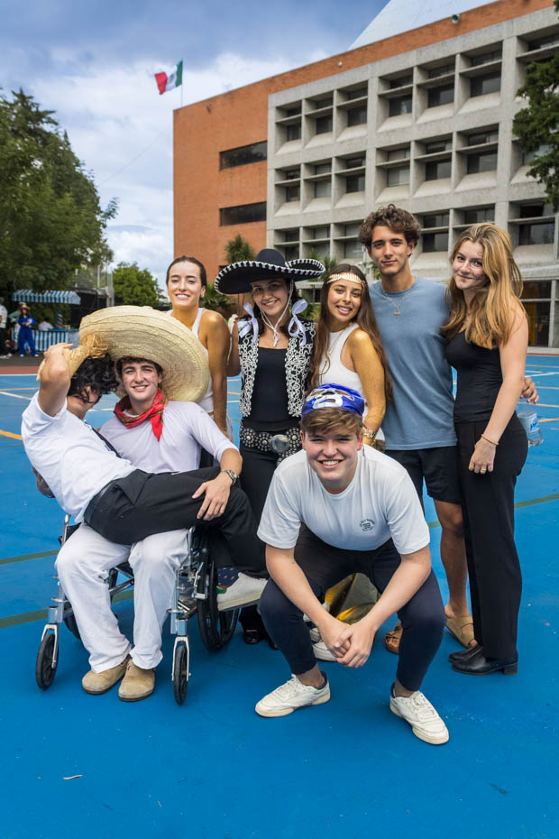 Ir a la Siguiente Foto