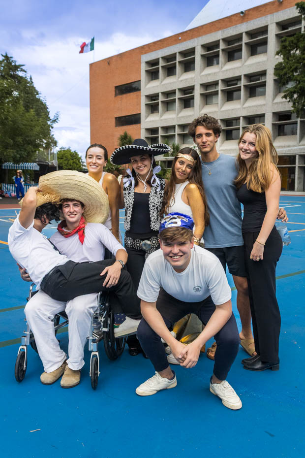 Ir a la Siguiente Foto