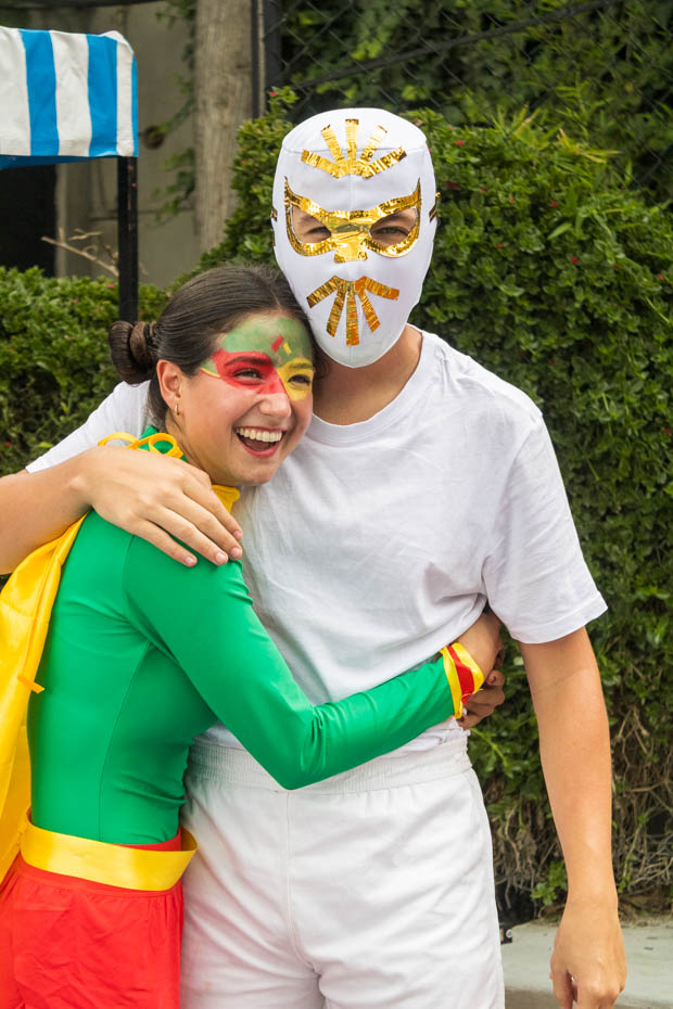 Ir a la Siguiente Foto