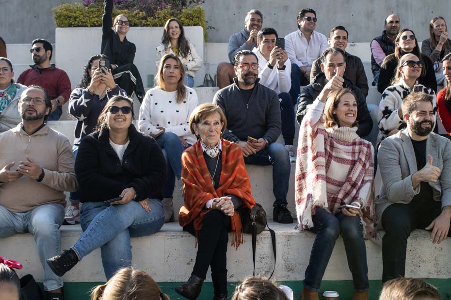 Ir a la Siguiente Foto
