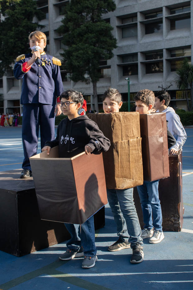 Ir a la Siguiente Foto