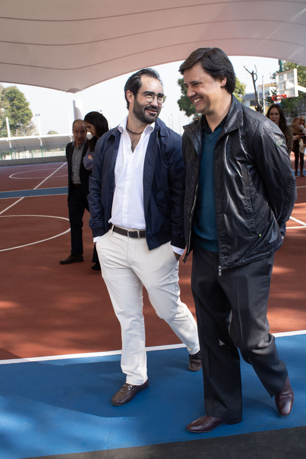 Ir a la Siguiente Foto