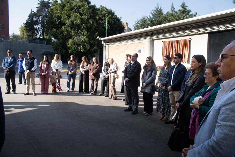 Ir a la Siguiente Foto