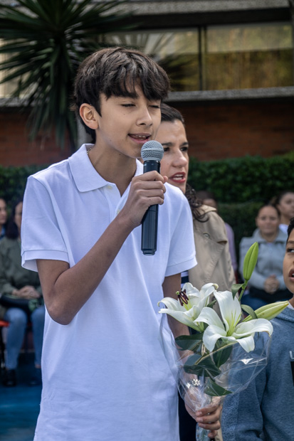 Ir a la Siguiente Foto