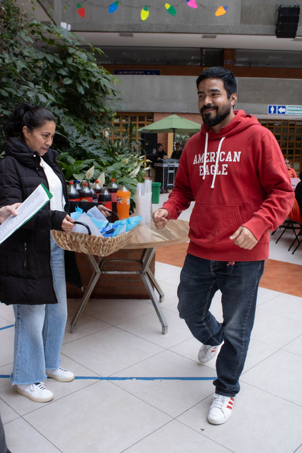 Ir a la Siguiente Foto