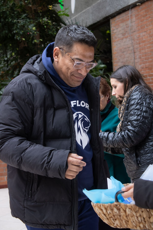 Ir a la Siguiente Foto