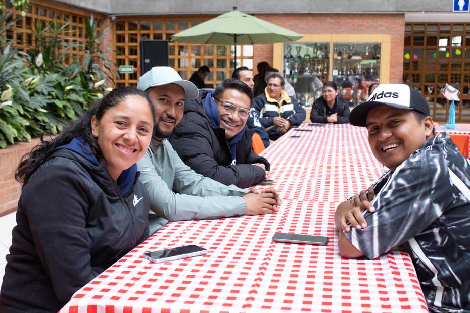 Ir a la Siguiente Foto