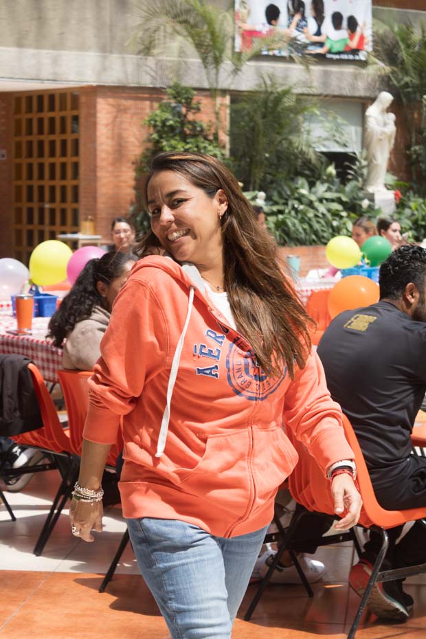 Ir a la Siguiente Foto