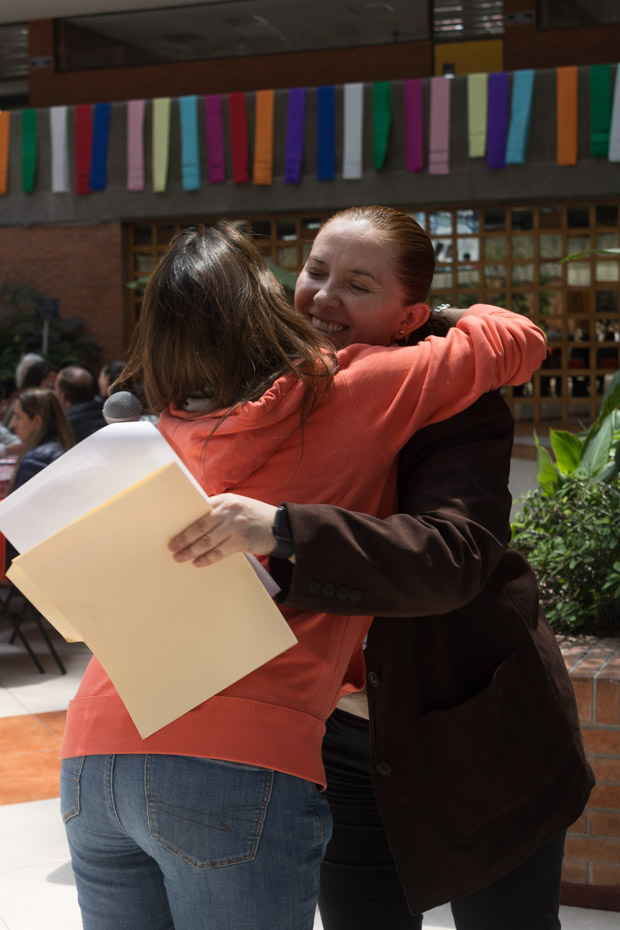 Ir a la Siguiente Foto