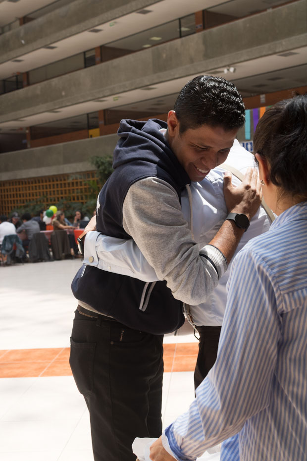 Ir a la Siguiente Foto