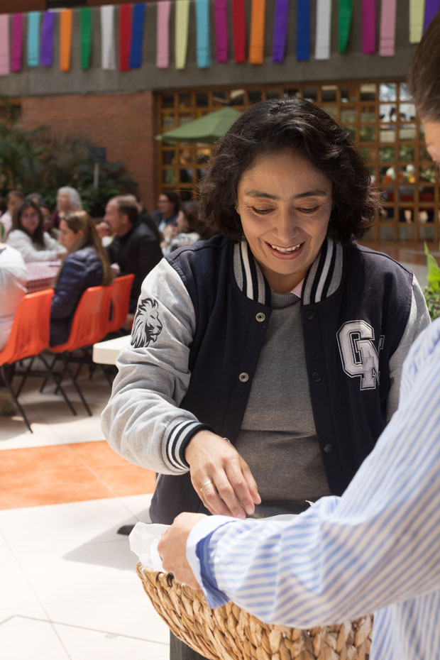 Ir a la Siguiente Foto