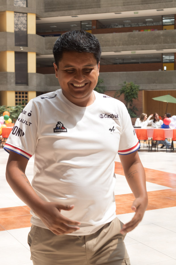 Ir a la Siguiente Foto