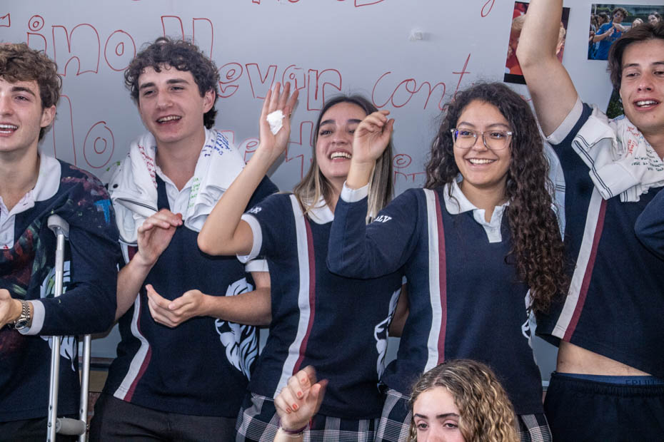 Ir a la Siguiente Foto
