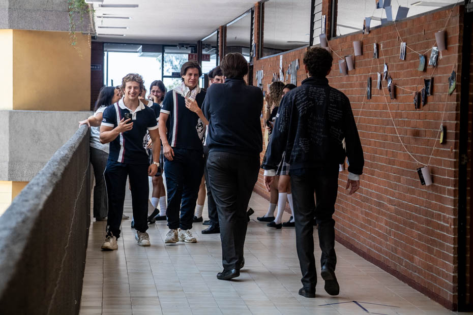 Ir a la Siguiente Foto