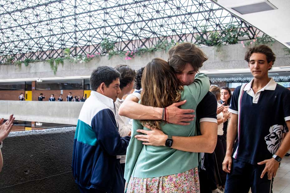 Ir a la Siguiente Foto