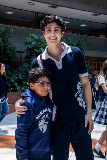 Ir a la Siguiente Foto